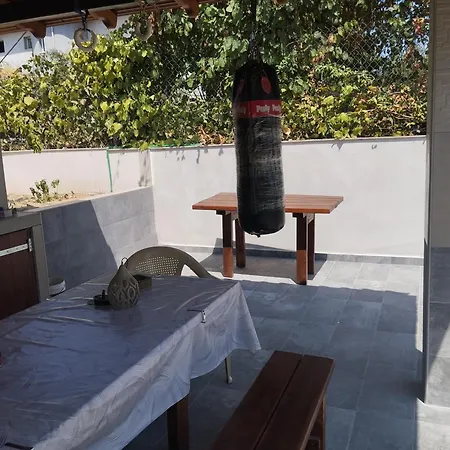 Mixail 1 アギオス・ニコラオス